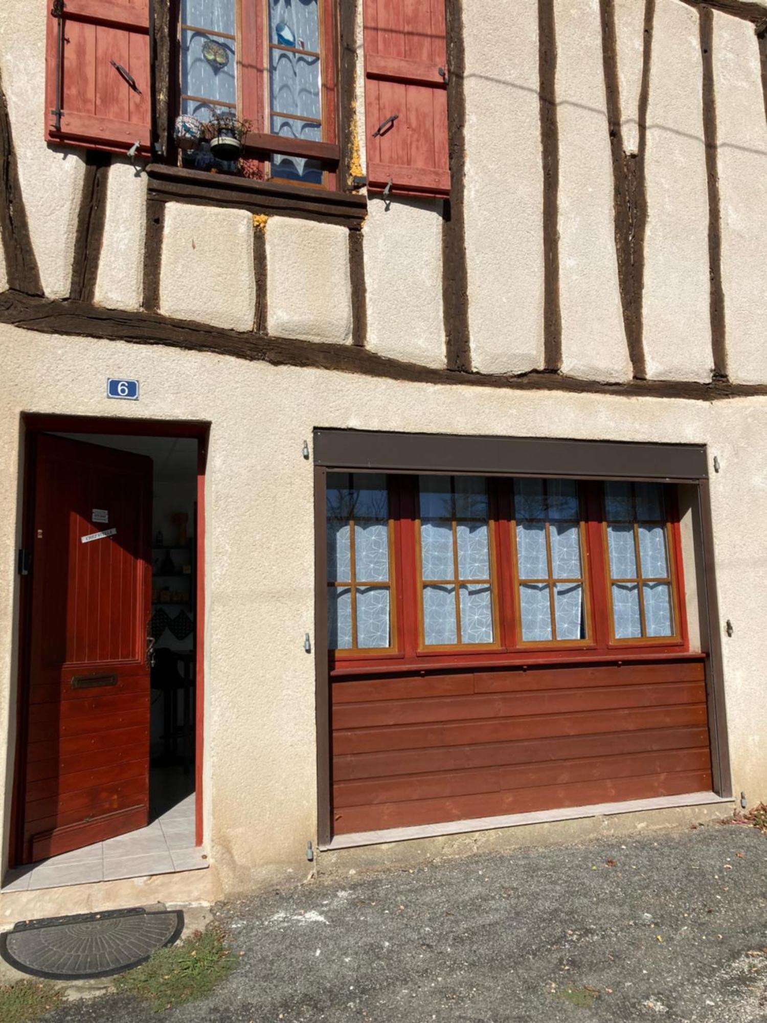 Chez Stella 1 Piece Canape Lit Deux Personnes, Cuisine, Sdb Separee Caylus Bagian luar foto